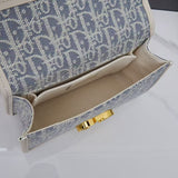 30 Montaigne East-West Chain Bag M9334UDFD_M925