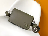 Takeoff Messenger bag M25125