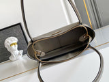 Darling medium leather shoulder bag 1BA444