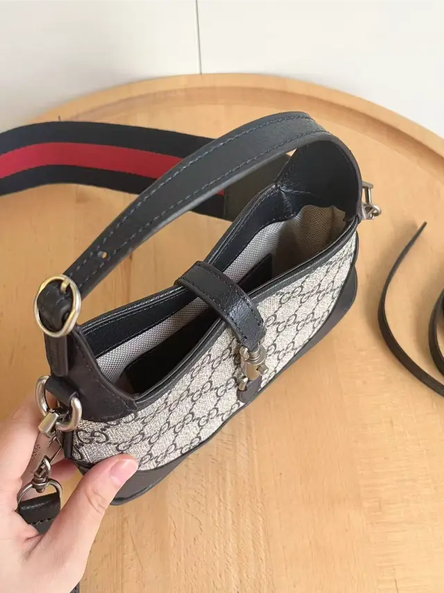 Jackie 1961 Series Small GG Canvas Shoulder Bag