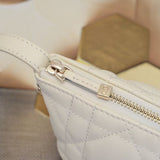 TRAVEL NOMAD Clutch