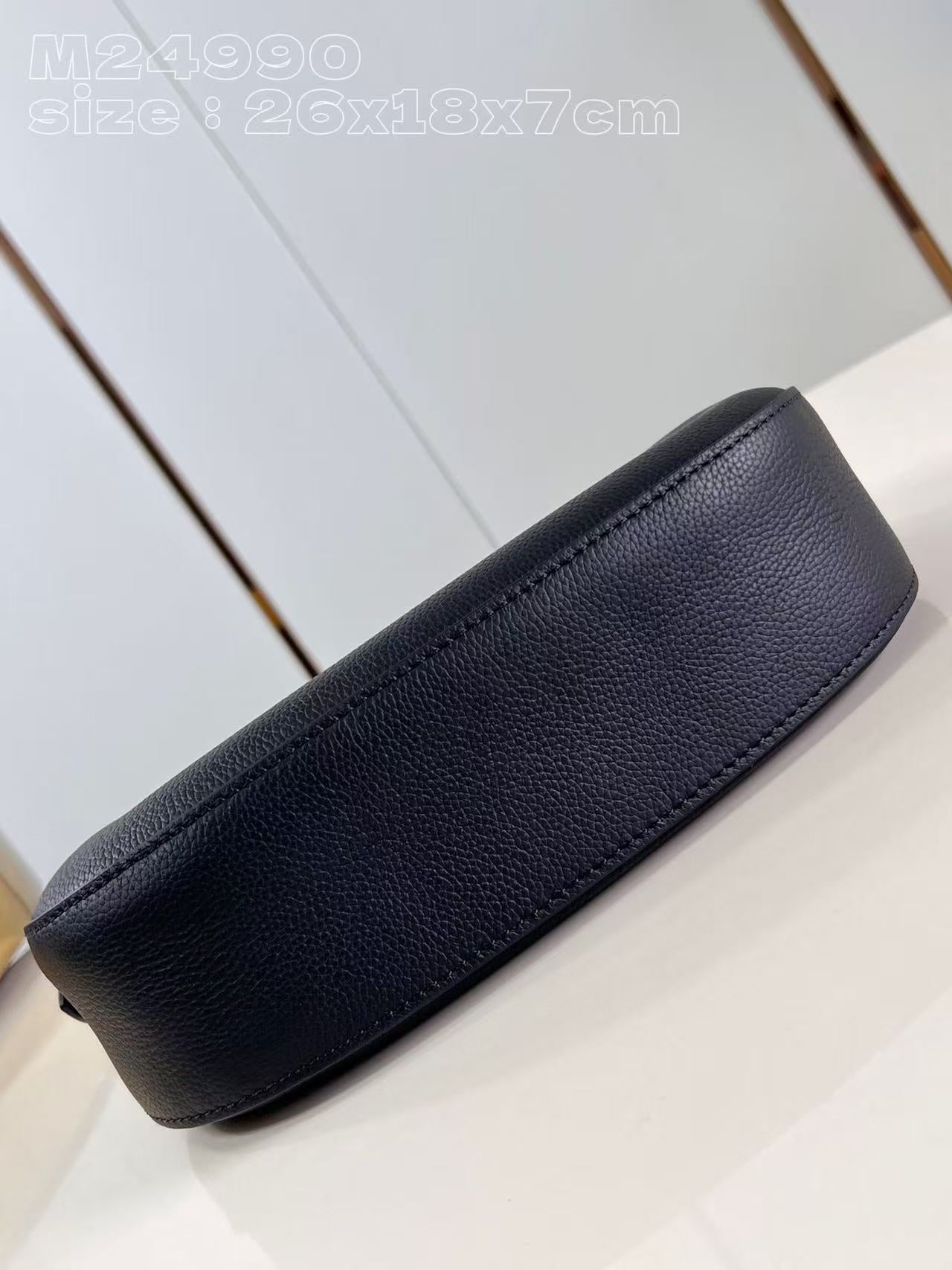 Low Key Shoulder Bag M24611