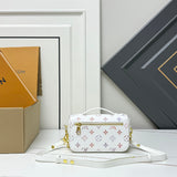 Pochette Métis East West Monogram Empreinte Leather M27575