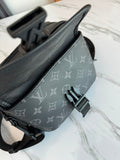 Getaway Messenger Bag M12518