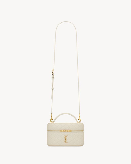 2026 Gaby Off-White Lambskin Cosmetic Bag 7667311EL079207